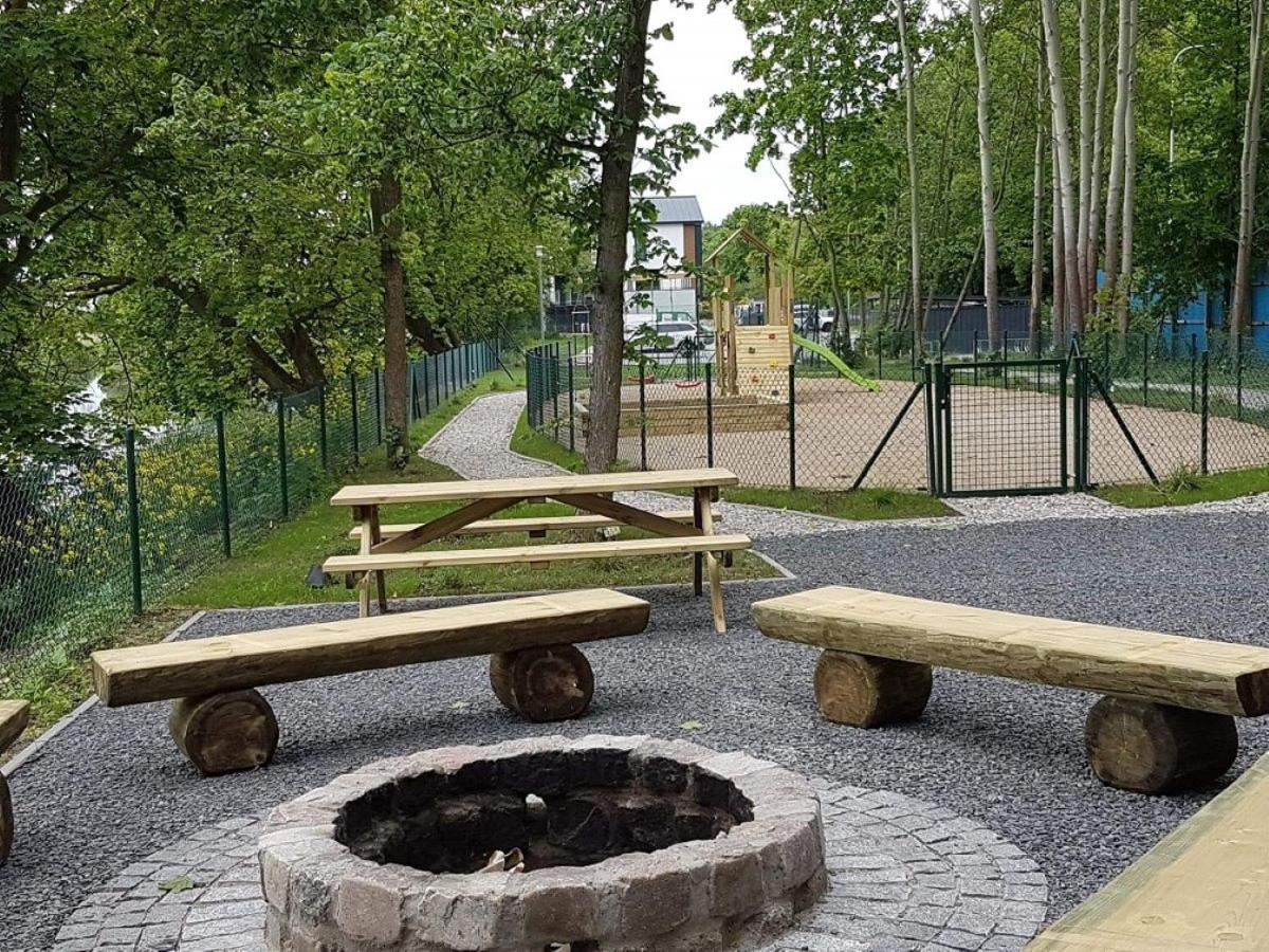 Papaja Caloroczny Apartament Na Wyspie Sobieszewskiej 그단스크 외부 사진